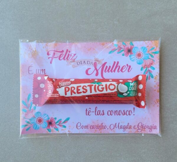 Cartão e 1 Prestígio - Surpreenda com o Delicioso Presente - Image 2